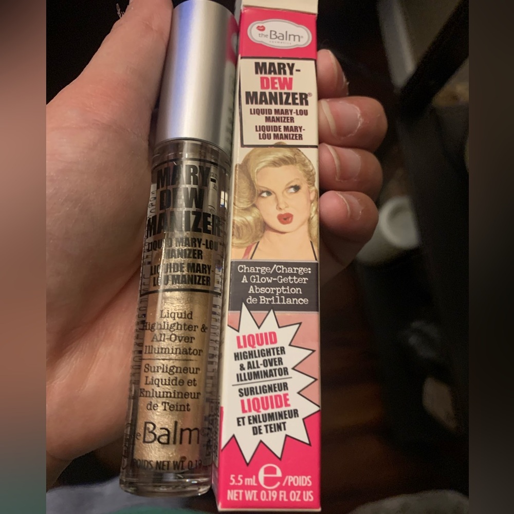 TheBalm Mary-Dew Manizer Liquid Highlighter